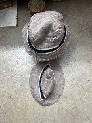 Lote 2 Cappelli Beige e Blu