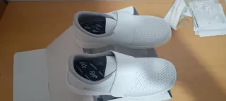 Zapatos Sanitarios Dian Blancos Talla 44