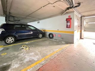 Garaje en venta en Palacio de Congresos - Urbadiez - Entrepuentes en Sevilla