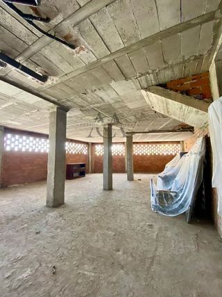 Local comercial en venta en Lucena