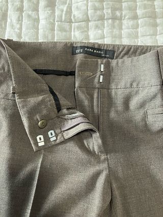 Pantalón de vestir recto Zara