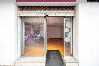 Local comercial en venta en Pajaritos - Plaza de Toros en Granada