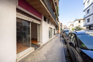 Local comercial en venta en Pajaritos - Plaza de Toros en Granada