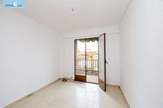 Piso en venta en Barrio de Zaidín en Granada