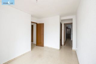 Piso en venta en Barrio de Zaidín en Granada