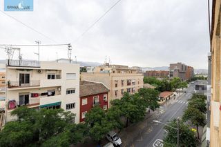 Piso en venta en Barrio de Zaidín en Granada