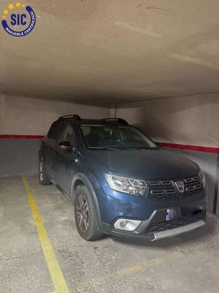 Garaje en venta en Zona Cantereria en Burjassot