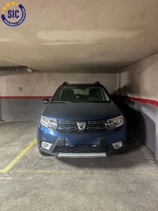 Garaje en venta en Zona Cantereria en Burjassot