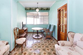 Piso en venta en Pajaritos - Plaza de Toros en Granada