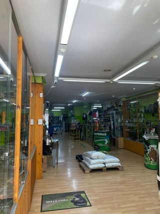 Local comercial en venta en El Ejido - Santa Ana en León