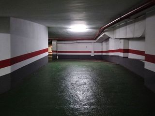 Garaje en venta en Paseo Sagasta en Zaragoza