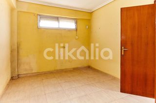 Piso en venta en Linares