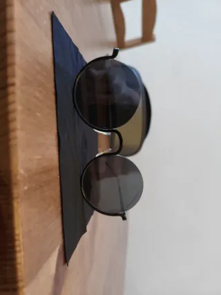 Gafas de sol Emporio Armani redondas