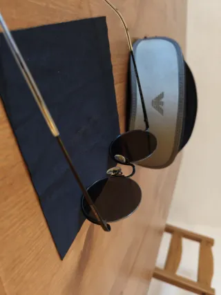 Gafas de sol Emporio Armani redondas