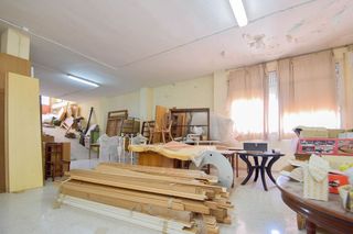 Local comercial en venta en Montefrío