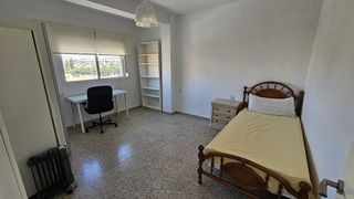 Piso en venta en Camino de Ronda - Rosaleda en Granada