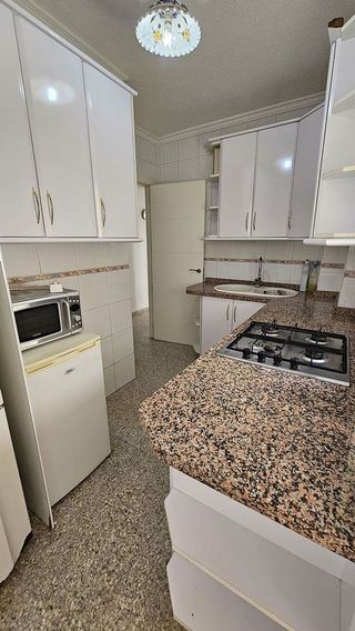 Piso en venta en Camino de Ronda - Rosaleda en Granada