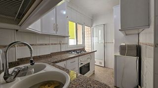 Piso en venta en Camino de Ronda - Rosaleda en Granada