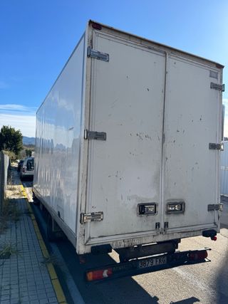 Camión Furgón Renault