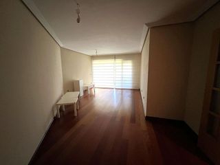 Piso en alquiler en Huerta de la Reina - Trassierra en Córdoba