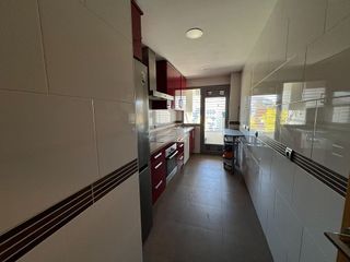 Piso en alquiler en Huerta de la Reina - Trassierra en Córdoba