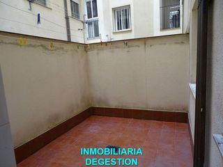 Piso en alquiler en Linares