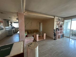 Piso en alquiler en Tres Huertas - El Torrejón - El Cerezo en Sevilla