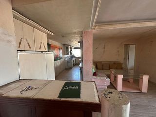 Piso en alquiler en Tres Huertas - El Torrejón - El Cerezo en Sevilla