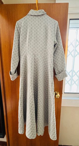 vestido tipo camisa, elegante y versátil