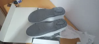 Zapatos sanitarios blancos unisex