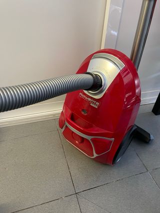 Aspiradora Rowenta Compact Power Roja
