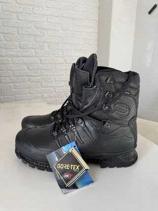 - 46 1/2 Botas Meindl Extreme Combat Goretex