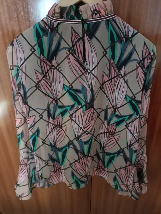 Blusa Sofía Chnoor Talla M Estampada