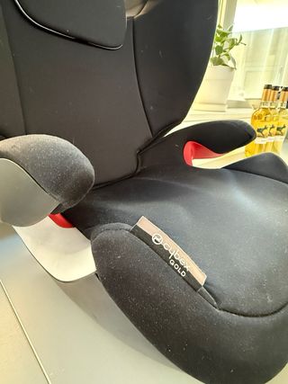 Silla de coche Cybex negro.Grupo 2/3