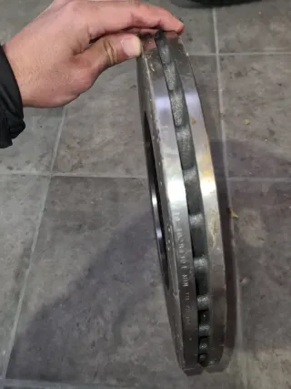 Discos de Freno Delanteros Perforados