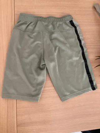 Nike Air Max Pantalón Corto Verde Oliva