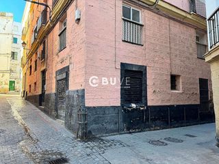 Piso en venta en Ayuntamiento - Catedral en Cádiz