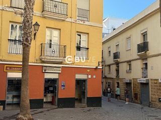 Piso en venta en Ayuntamiento - Catedral en Cádiz