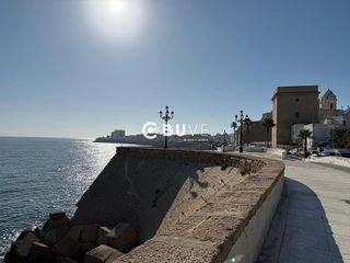 Piso en venta en Ayuntamiento - Catedral en Cádiz