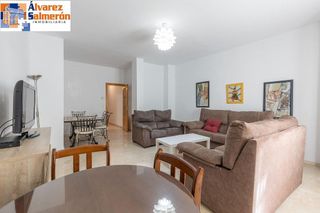 Piso en venta en Centro - Sagrario en Granada