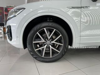 VOLKSWAGEN TOUAREG RLINE 3.0 V6 TDI 286CV 4MOTION