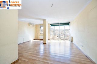 Piso en venta en Fígares en Granada