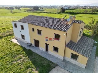 Chalet en venta en Cassà de la Selva