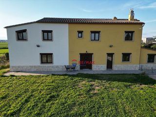 Chalet en venta en Cassà de la Selva