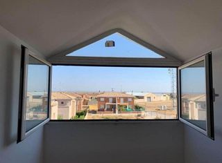 Casa adosada en venta en Casas de Juan Núñez