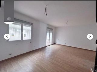 Casa adosada en venta en Casas de Juan Núñez