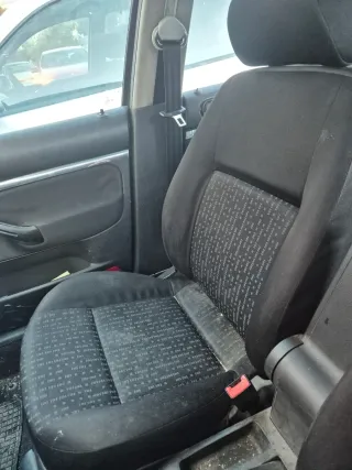 Volkswagen Golf 2002