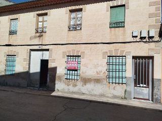 Chalet en venta en Corral de Almaguer