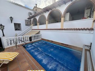 Casa adosada en venta en Úbeda
