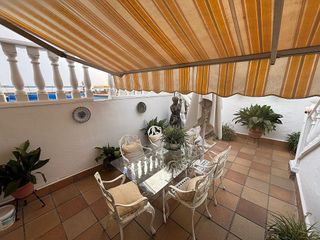 Casa adosada en venta en Úbeda